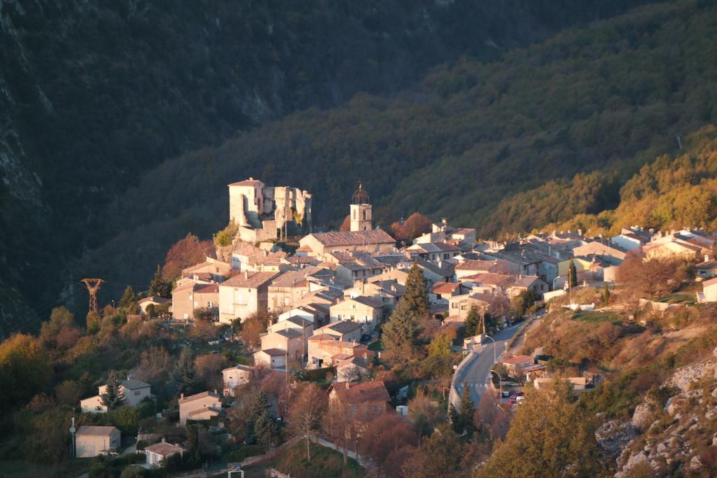 Au Pied Du Chateau Greolieres les Neiges Exterior photo